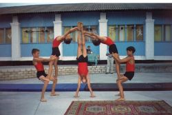 akrobatik untuk kanak-kanak