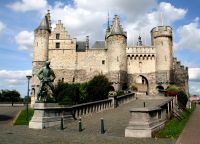 Het Steen Castle