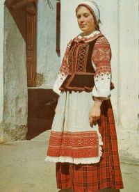 Kostum orang Belarusia 1