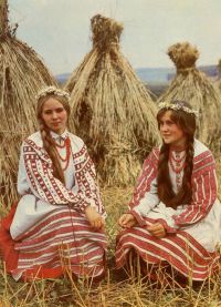 Kostum orang Belarusia 4