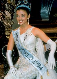 Pada tahun 1994, Aishwarya Rai menjadi Miss World