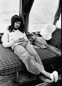 Bob Marley meninggal akibat tumor ganas pada ibu jari kaki besar