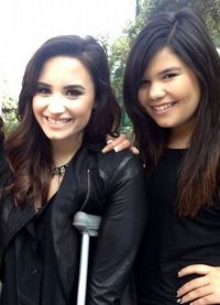Demi Lovato dengan kakaknya