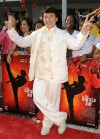 Jackie Chan dalam keadaan yang hebat