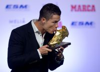mahal untuk anugerah Ronaldo Golden Boot