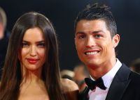 Cristiano Ronaldo bertemu dengan Irina Sheik selama 5 tahun