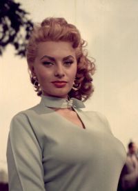 Sophia Loren - blondinė