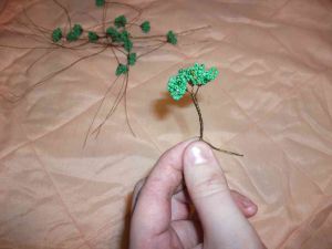 bonsai diperbuat daripada manik8
