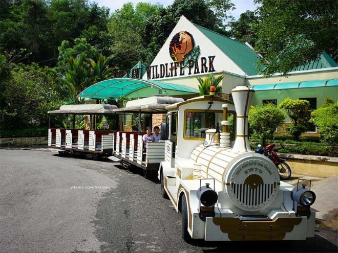 Taman Zoo Lok Kawi Zoo