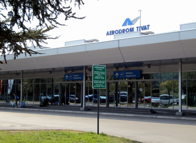 Lapangan Terbang Tivat