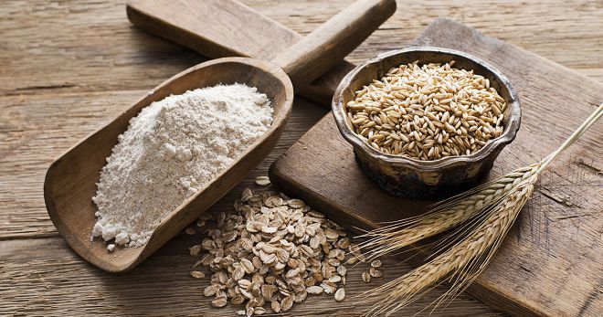 Betapa bergunanya oat - bagaimana untuk memerah oat untuk rawatan penyakit?