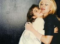La tenera relazione di Madonna e della figlia maggiore di Lourdes