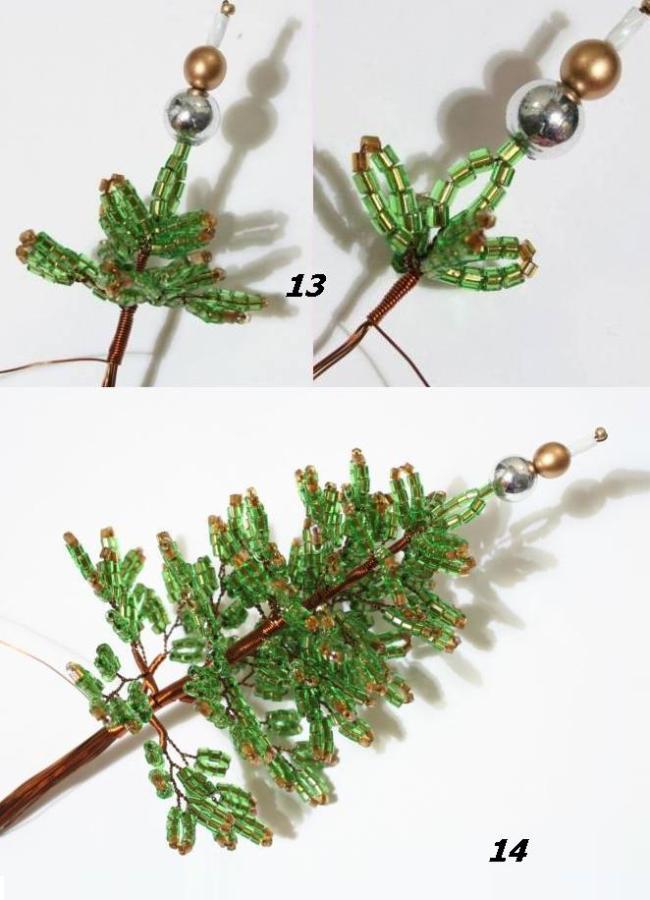 tessitura di un albero di Natale da perline