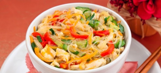 チキンと野菜のフンチザ - アジア料理のおいしいレシピ