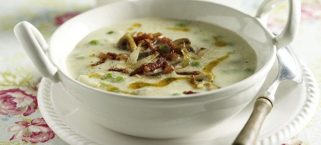 sup kacang dengan cendawan dan daging