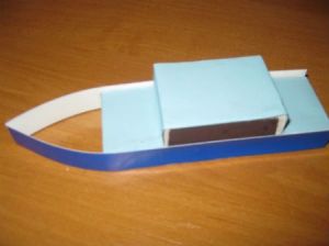 come realizzare una barca fatta di cartone 6