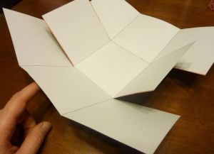 kaip padaryti popieriaus dėžutę 12