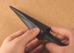 Cara membuat kunai dari kertas 15