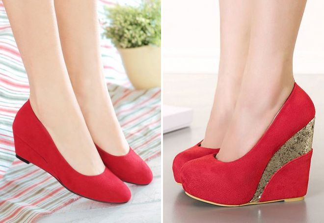 kasut merah pada baji