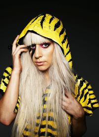 biografi Lady Gaga3