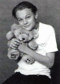 Leonardo DiCaprio con un orso