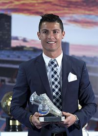 Cristiano Ronaldo memenangi Anugerah Golden Boot