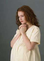 preghiera di una donna incinta