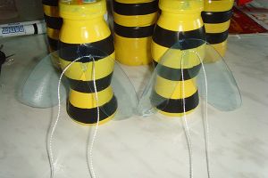 Lebah dari botol plastik12