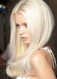 plaukų spalva pearl blond 4