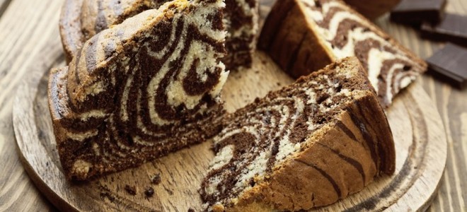 Tortas "Zebra" multivarke - labiausiai skanūs jūsų mėgstamiausių naminių kepinių receptai