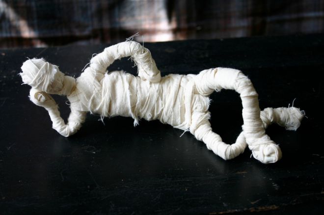 мумия из проволоки