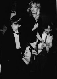 Goldie Hawn con i bambini