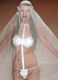I vestiti da sposa più terribili 13