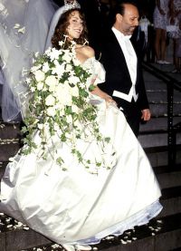 Mariah Carey vestuvių suknele 1