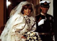 Princess Diana dan Putera Charles pada hari pernikahan mereka