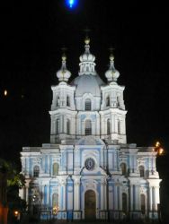 Katedral Smolny di St Petersburg