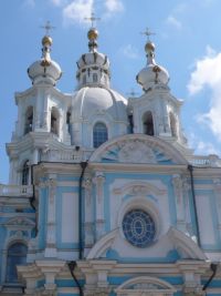 Katedral Smolny di St Petersburg4