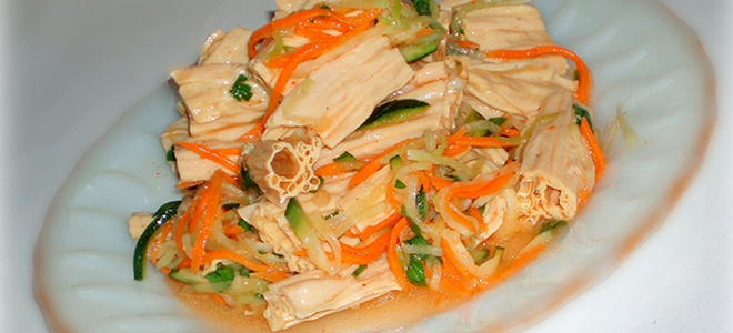 salad dari asparagus di korea