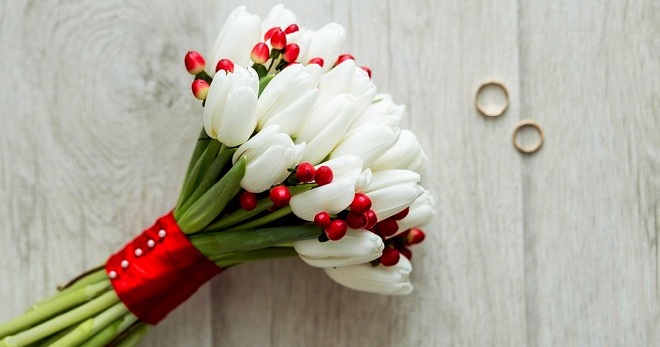 Vestuvių puokštė tulpių - gražiausių tulpių ir kitų gėlių kompozicijų
