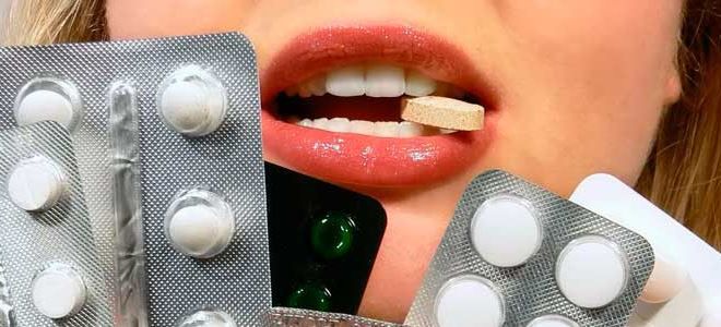 pil yang menyebabkan muntah