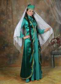Costume popolare femminile tataro 4