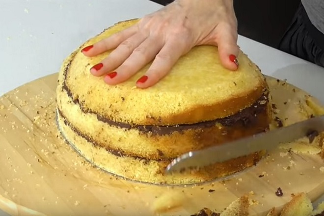 Cara Membuat Masterclass Surprise Cake Kinder 1