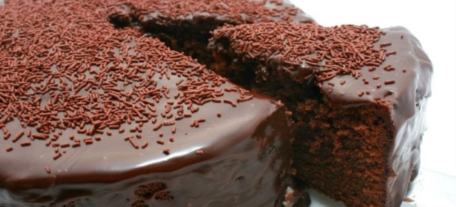 шоколадный торт в микроволновке