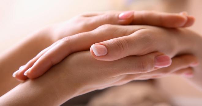 手の震え - すべての年齢層の原因と治療
