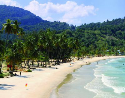 Pantai yang selesa di pulau Trinidad