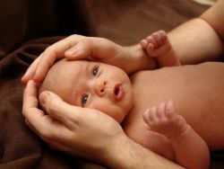 La forma estesa della testa nel neonato