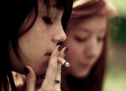 青少年の喫煙の害