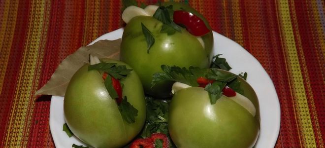 Tomat hijau dengan bawang putih